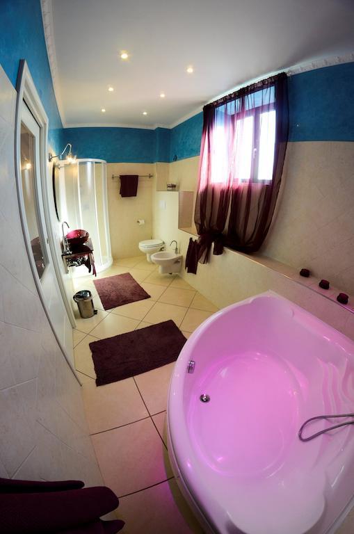 Le Suite Bracciano Bilik gambar